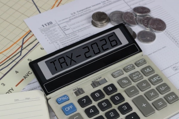 Taux de l’impôt sur les sociétés et de la contribution additionnelle ...